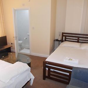 Superior  Private Bathroom Studio